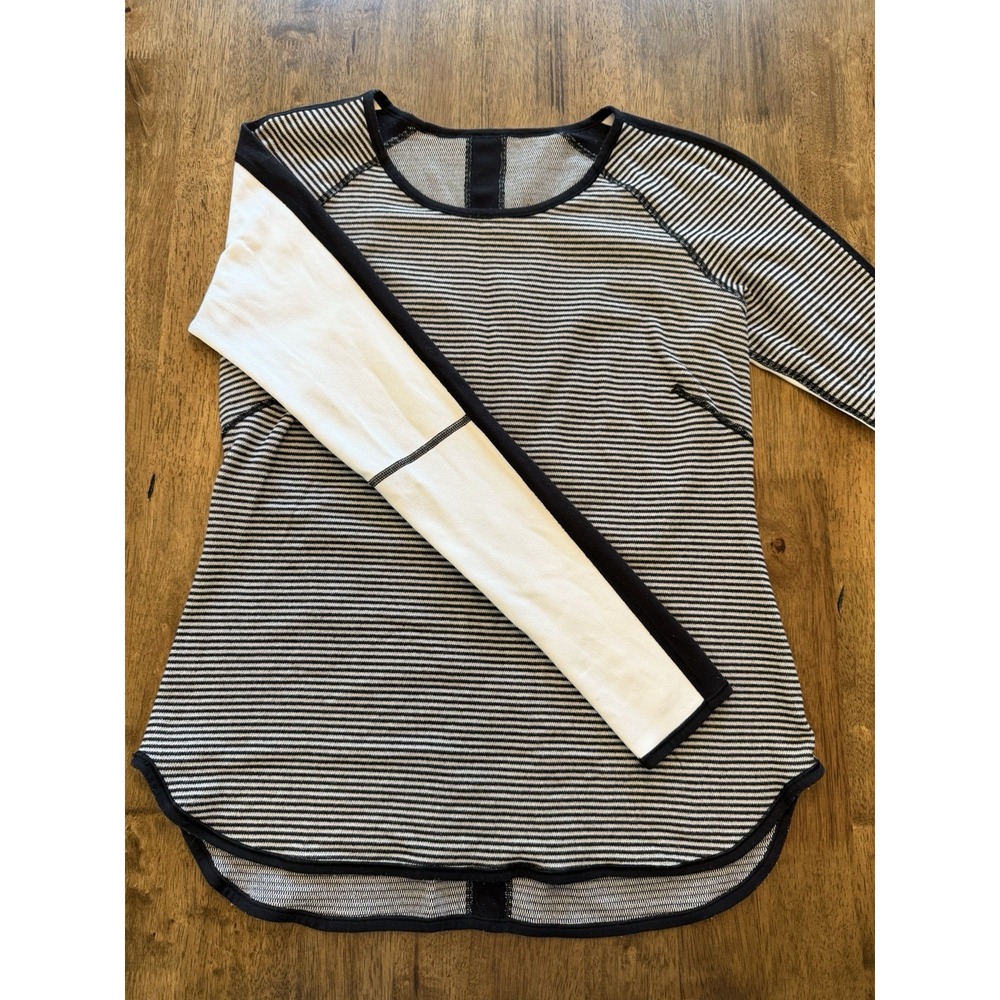 Lululemon Women's Swiftly Long Sleeve Top Black And White Stripe Size Large
